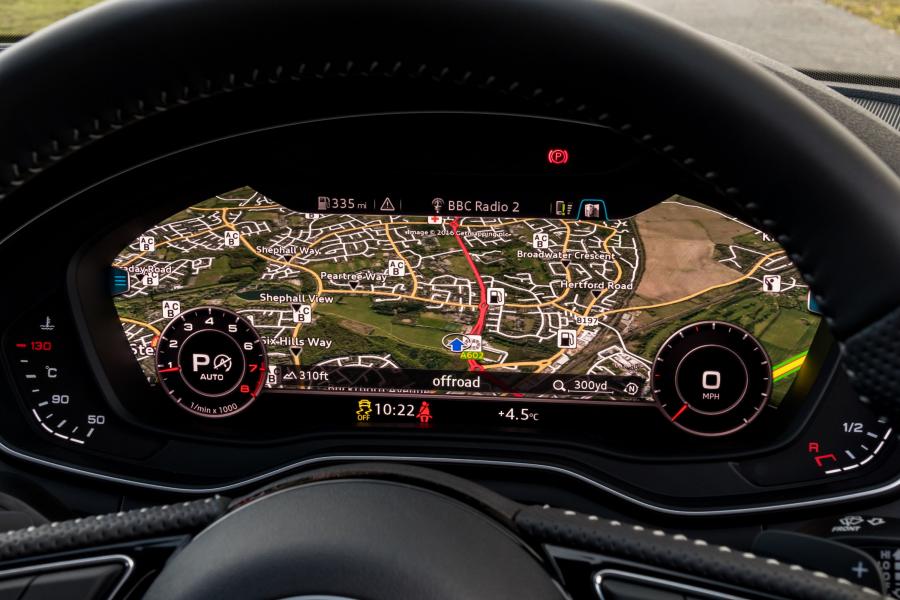 Панель приборов Audi A5 Coupe 2.0 TFSI Quattro S-Line 2016 года  (UK) (фото 11 из 29)